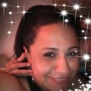 Meet your Posher, Yvette